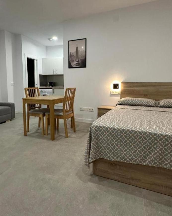 Apartament Estupendo Piso A 5 Min De La Estacion De Bus Y Tren Maria Zambrano Malaga Zewnętrze zdjęcie