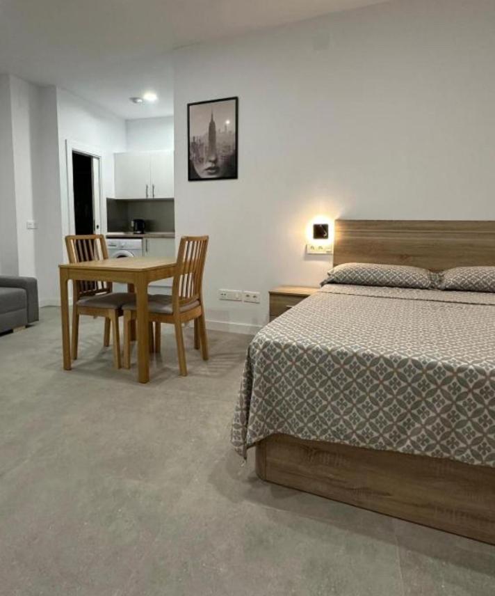 Apartament Estupendo Piso A 5 Min De La Estacion De Bus Y Tren Maria Zambrano Malaga Zewnętrze zdjęcie