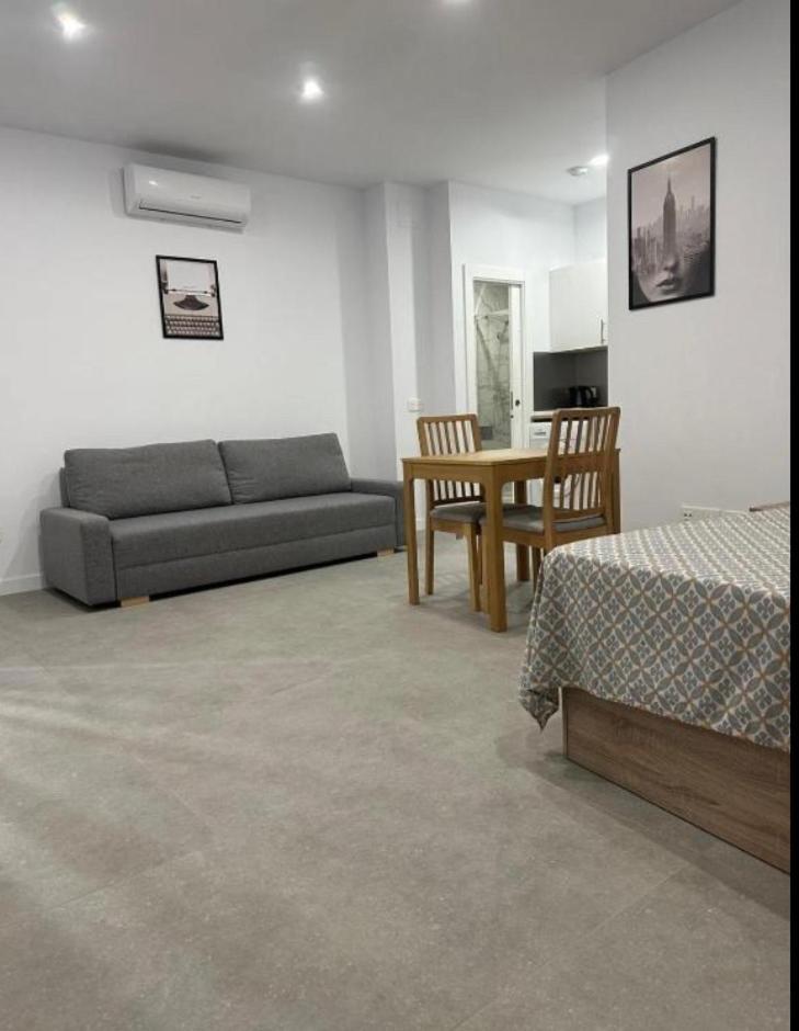 Apartament Estupendo Piso A 5 Min De La Estacion De Bus Y Tren Maria Zambrano Malaga Zewnętrze zdjęcie