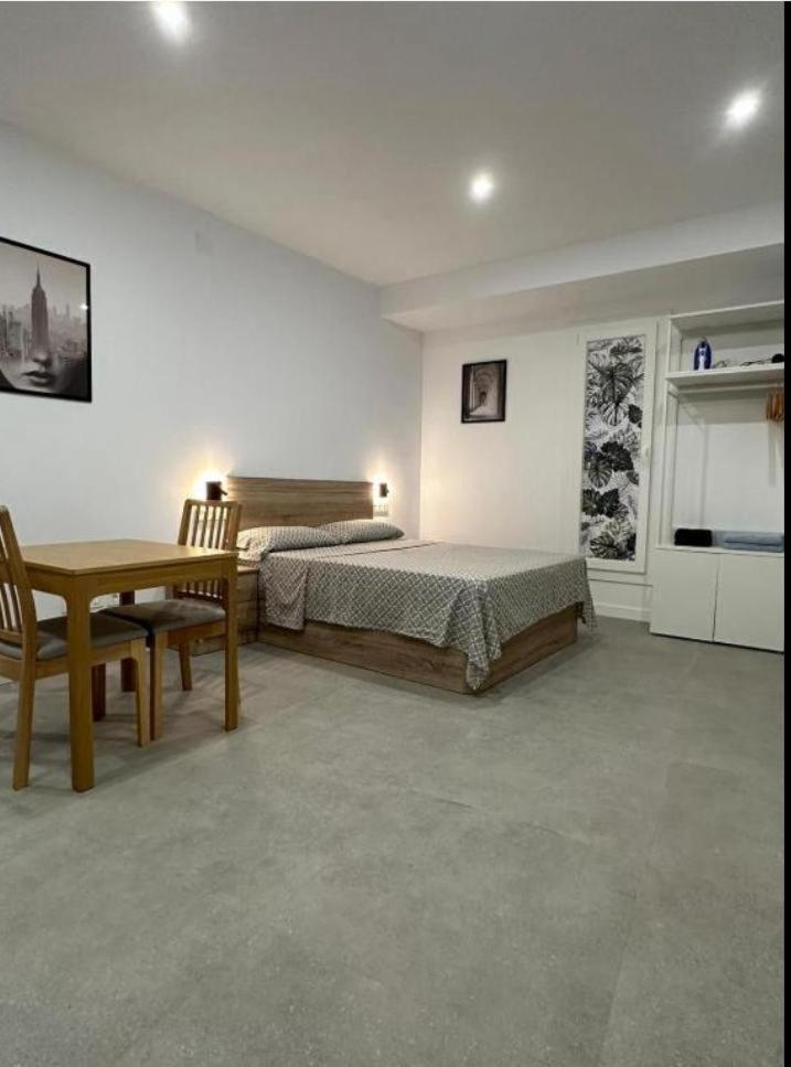 Apartament Estupendo Piso A 5 Min De La Estacion De Bus Y Tren Maria Zambrano Malaga Zewnętrze zdjęcie