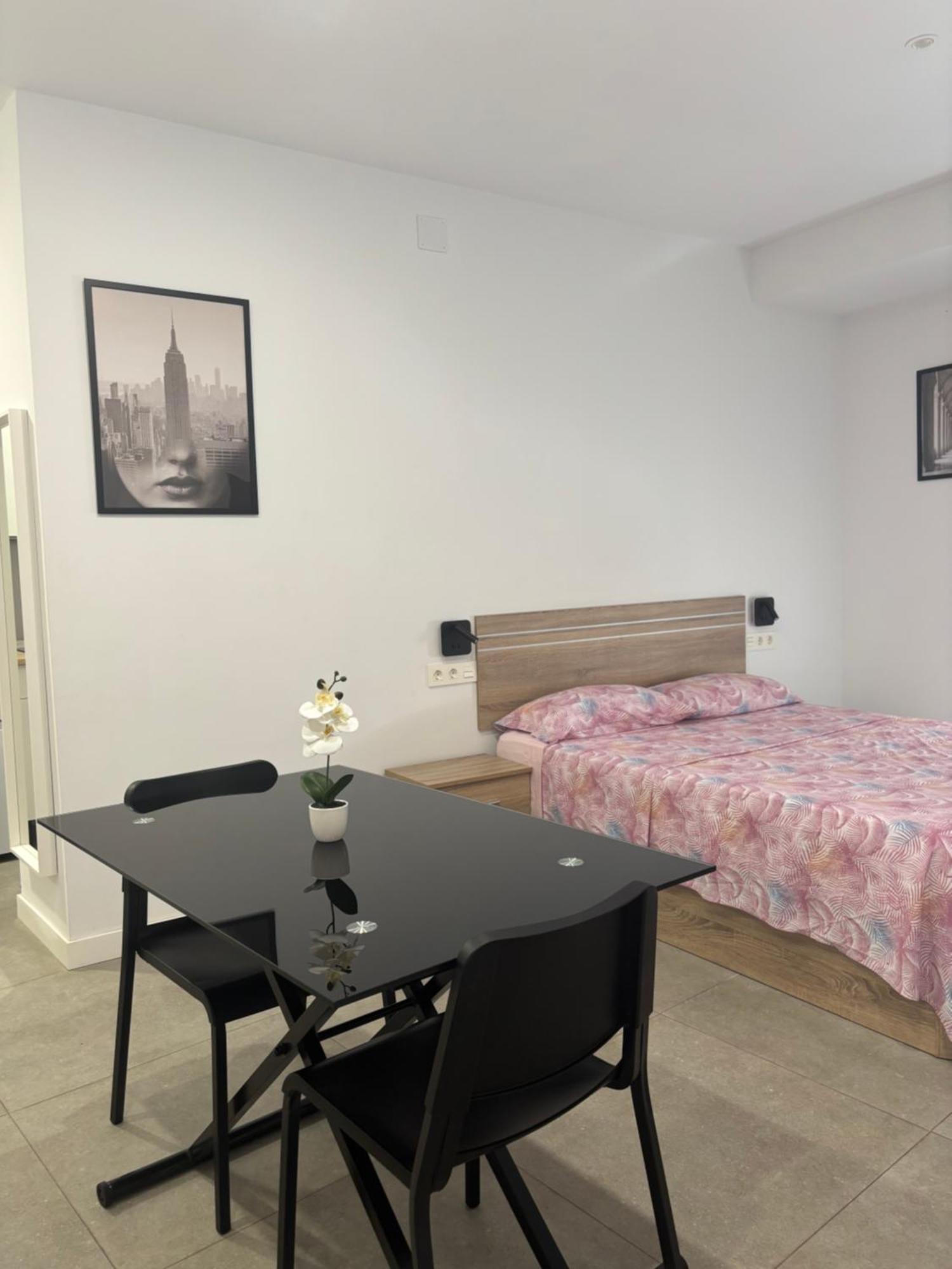 Apartament Estupendo Piso A 5 Min De La Estacion De Bus Y Tren Maria Zambrano Malaga Zewnętrze zdjęcie